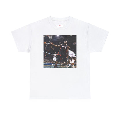 LeBron James and D-Wade Vintage T-shirt, LeBron James and D-Wade Retro T-shirt, Miami Heat Vintage T-shirt, Miami Heat Retro T-shirt